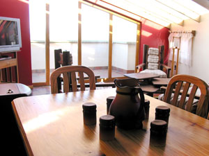 Comedor y sala de depto 001